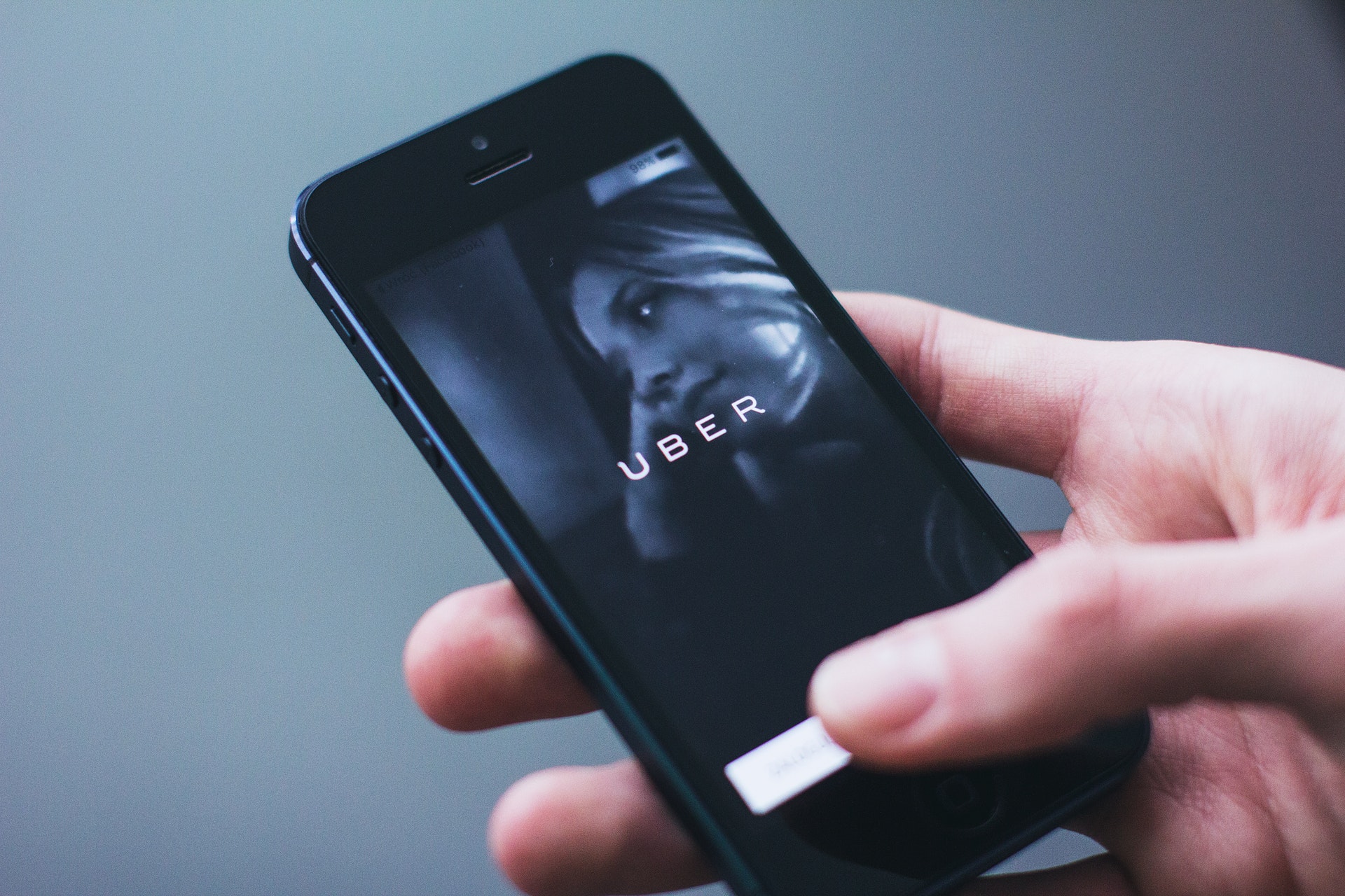 Can I Sue a Rideshare Company in Chicago?